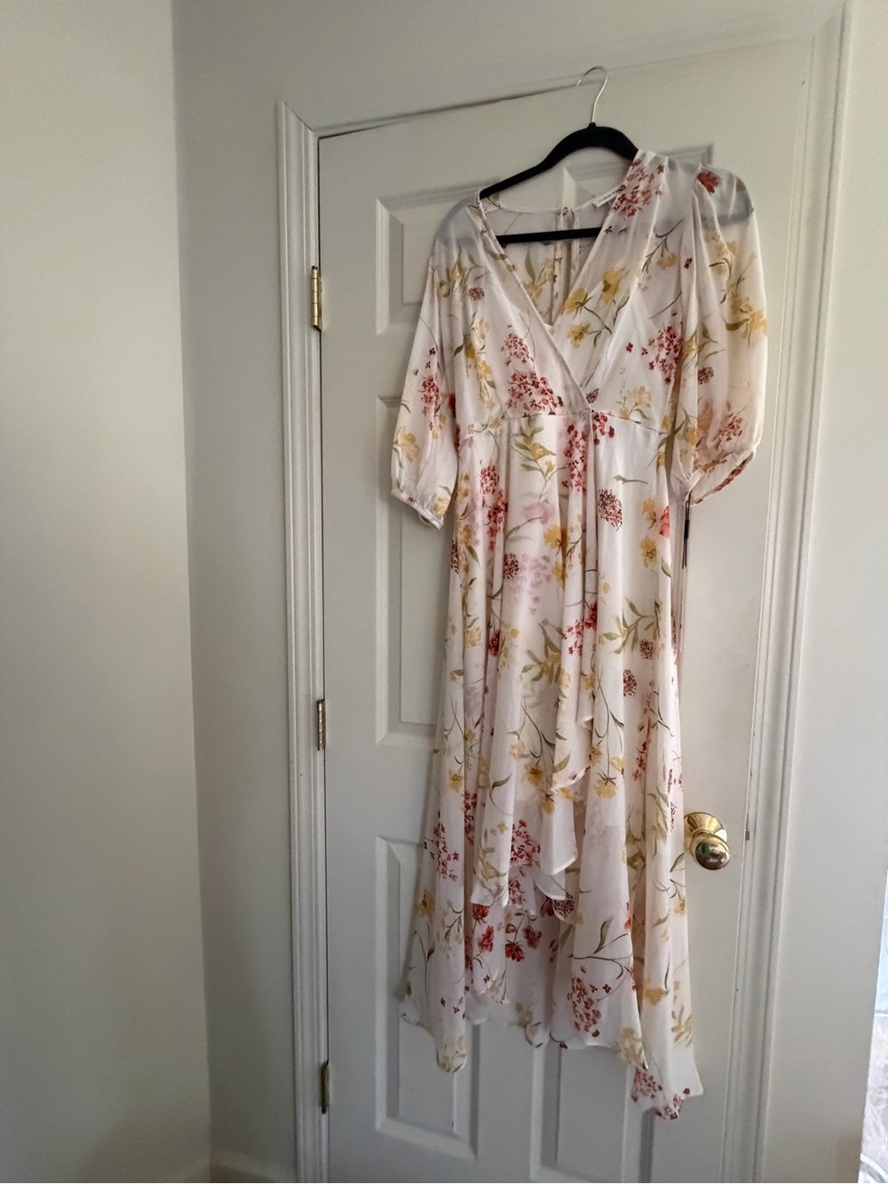 Calvin Klein Floral Wrap Dress Size 2 NWT